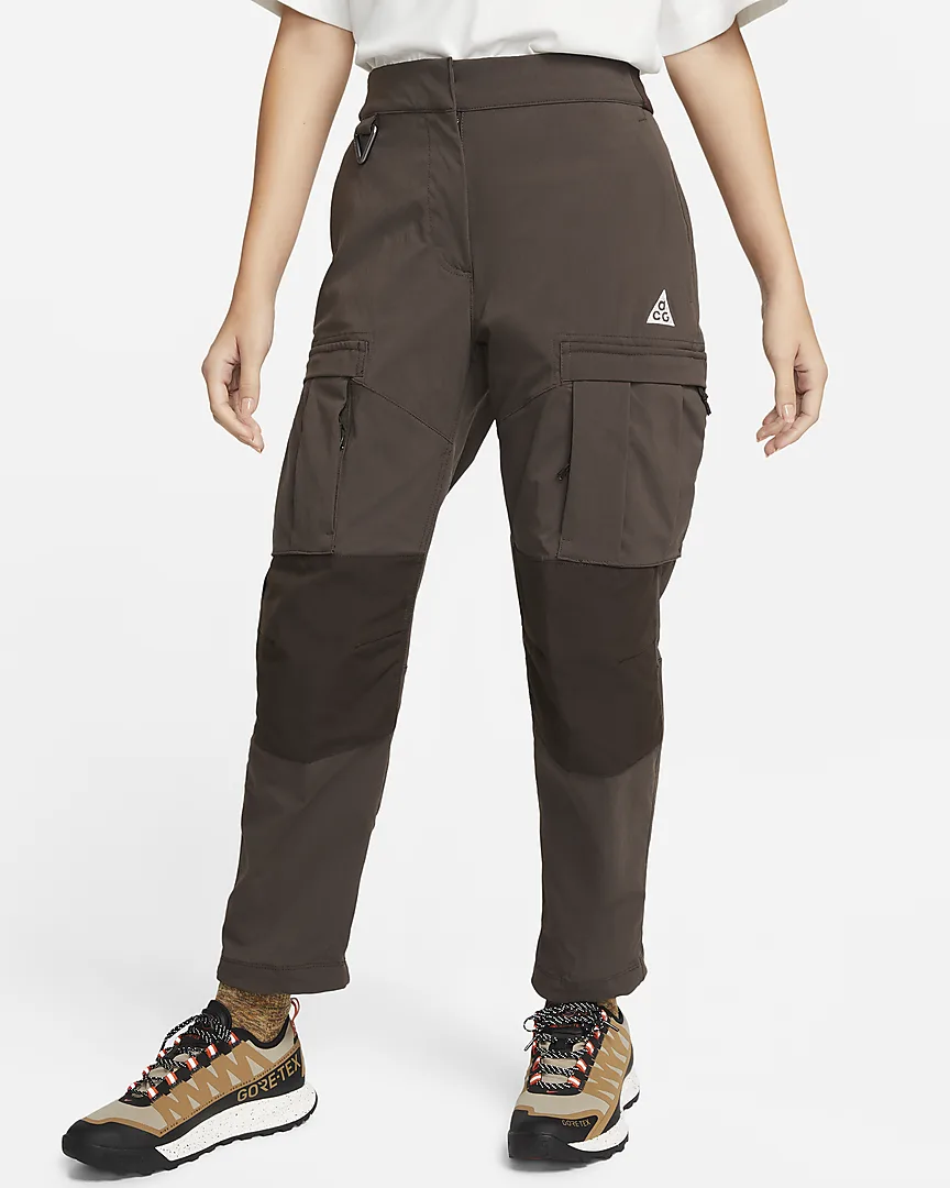 Cargo brown pants