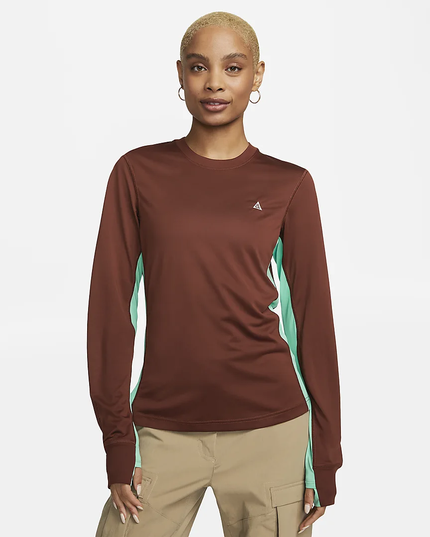 Long sleeve t-shirt